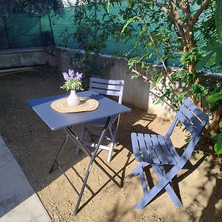 Cocon Entre Et Centre Avec Jardinet Apartment *