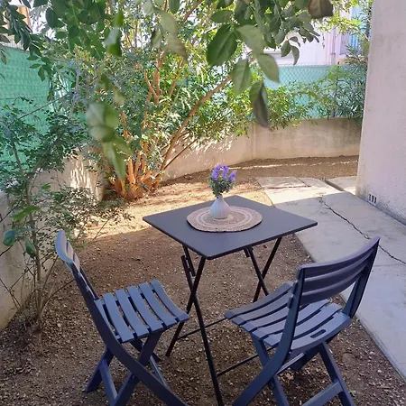 Cocon Entre Et Centre Avec Jardinet Apartment