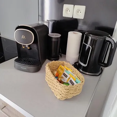 Cocon Entre Et Centre Avec Jardinet Daire *