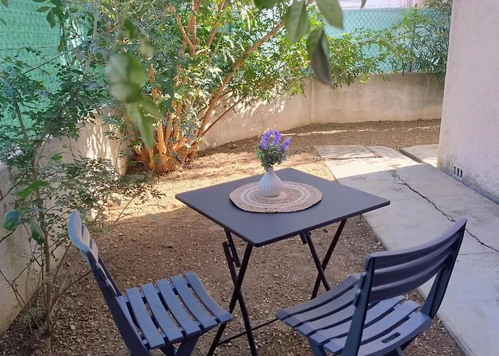 Cocon Entre Et Centre Avec Jardinet Apartment