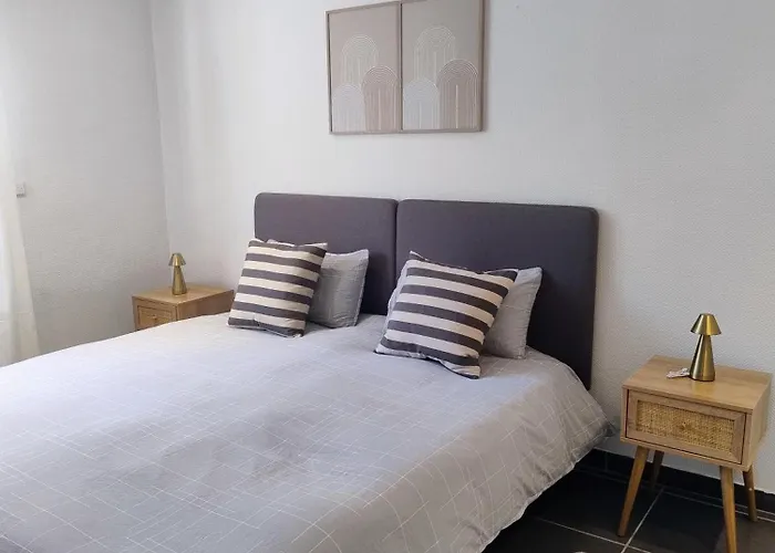 Cocon Entre Et Centre Avec Jardinet Daire Perpignan