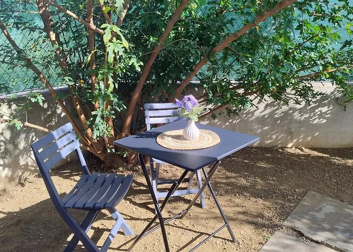 Daire Cocon Entre Et Centre Avec Jardinet Perpignan